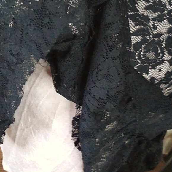 🕷️ Victorian Gothic Black Floral Lace Racerback Flounce Mini Dress - SJ - Picture 8 of 9